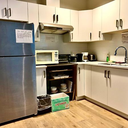 Deluxe House Apartment เซอร์รีย์ ภายนอก รูปภาพ