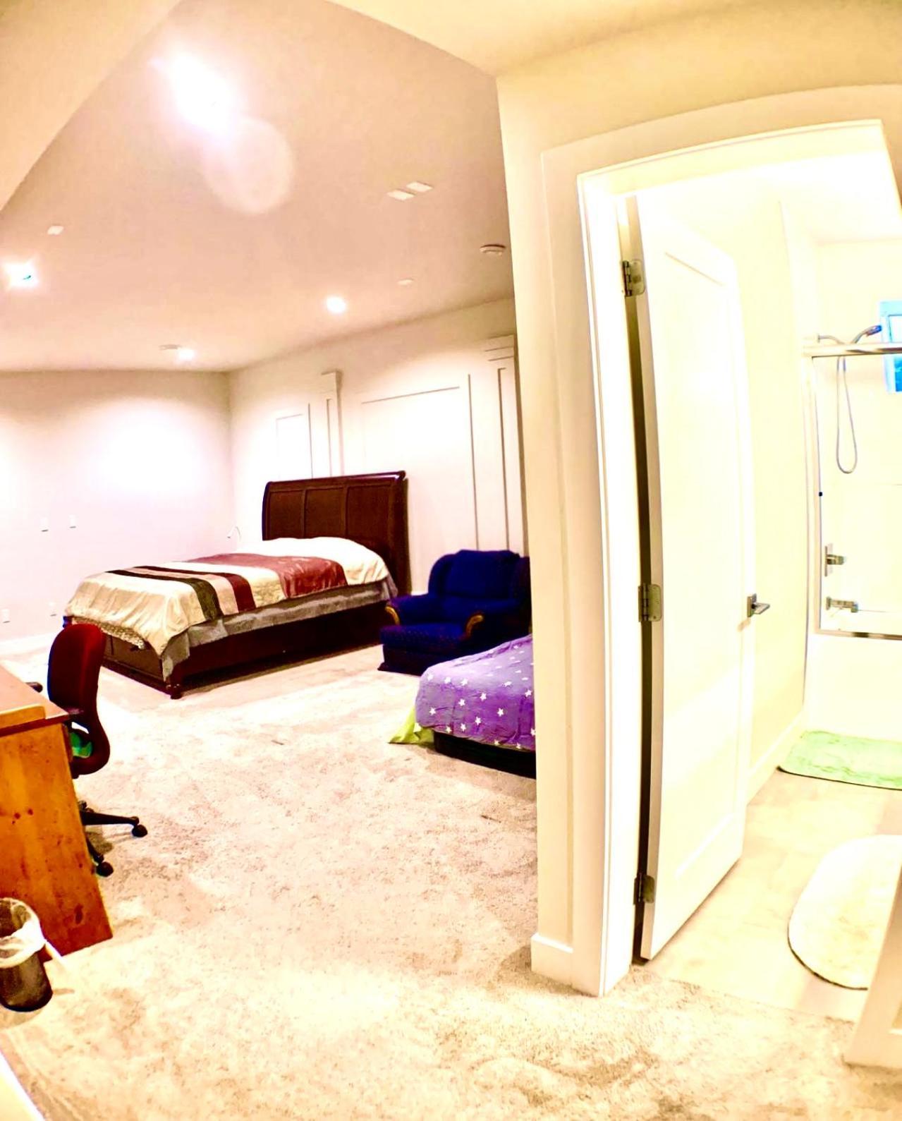 Deluxe House Apartment เซอร์รีย์ ภายนอก รูปภาพ